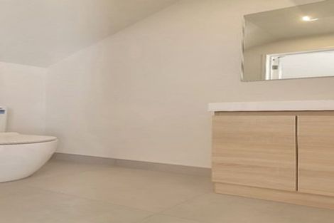 Photo of property in 5/22 Coniston Avenue, Te Atatu South, Auckland, 0610