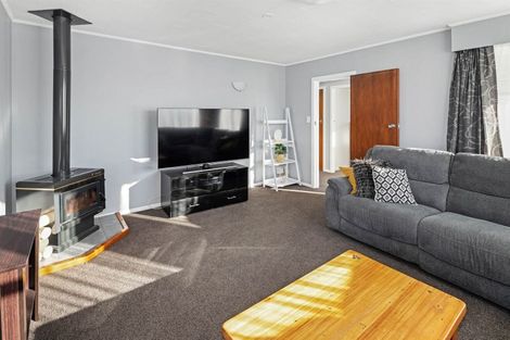 Photo of property in 3 Terrance Grove, Paparangi, Wellington, 6037