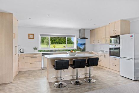 Photo of property in 429 Waitoki Road, Waitoki, Silverdale, 0994