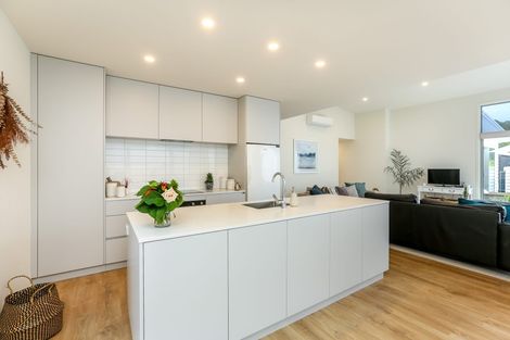 Photo of property in 4 Mackillop Way, Brooklands, New Plymouth, 4310