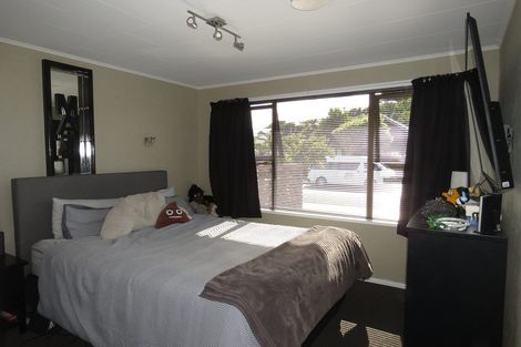 Photo of property in 153 Cunningham Crescent, Grasmere, Invercargill, 9810