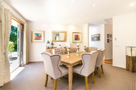 Photo of property in 5 Cameron Drive, Acacia Bay, Taupo, 3385