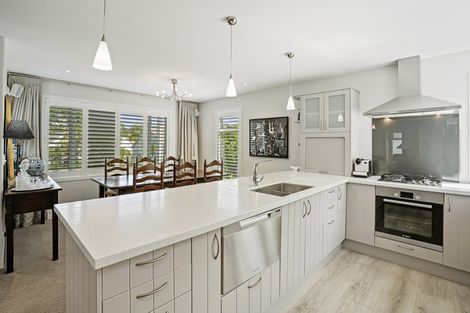 Photo of property in 11 Chapel Street, Russell, 0202