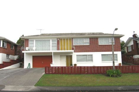 Photo of property in 39 Kirby Street, Glendene, Auckland, 0602