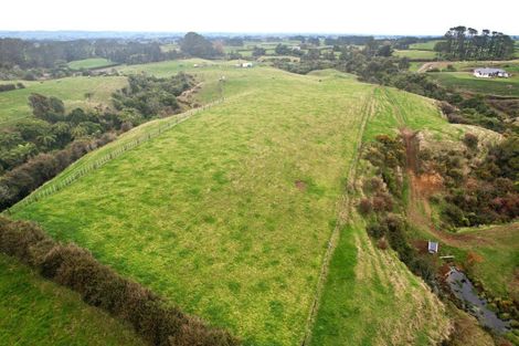 Photo of property in 718 Opunake Road, Cardiff, 4391