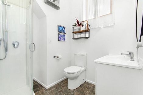Photo of property in 1 Avonlea Grove, Belmont, Lower Hutt, 5010
