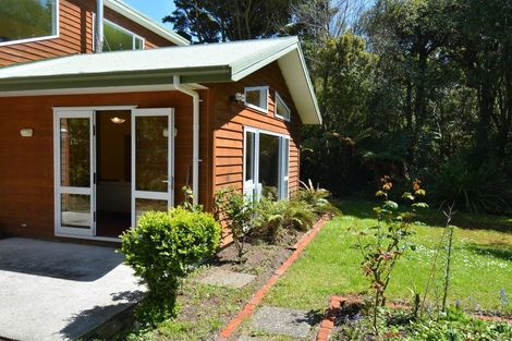 Photo of property in 33 Rakiura Parade, Otatara, Invercargill, 9879
