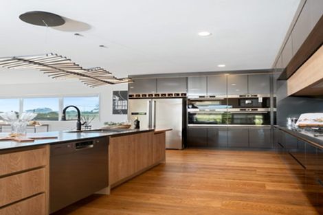 Photo of property in 6c Aralia Road, Sunnynook, Auckland, 0620