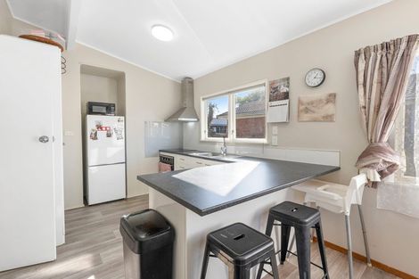 Photo of property in 39 President Avenue, Papakura, 2110