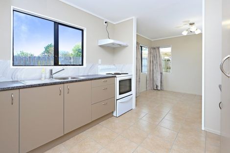 Photo of property in 2/23 Mahia Road, Manurewa, Auckland, 2102