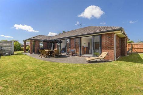 Photo of property in 70 Carrington Drive, Papamoa Beach, Papamoa, 3118