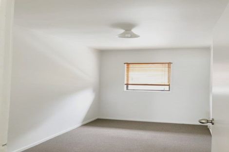 Photo of property in 127 Moire Road, West Harbour, Auckland, 0618