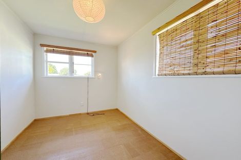Photo of property in 18 Parkinson Avenue, Wesley, Auckland, 1041
