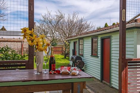 Photo of property in 298 Ruahine Street, Terrace End, Palmerston North, 4410