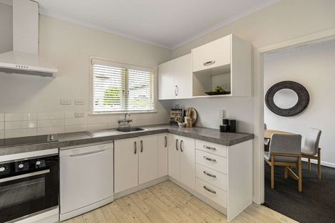 Photo of property in 72 Ngataringa Road, Devonport, Auckland, 0624