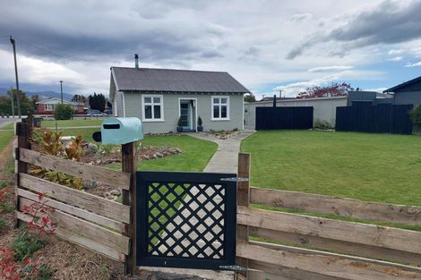 Photo of property in 6 Smith Street, Waimate, 7924