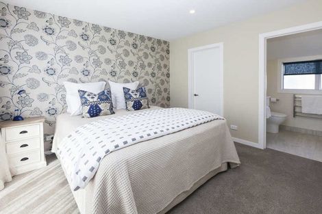 Photo of property in 2/10 Stoneyhurst Street, St Albans, Christchurch, 8014