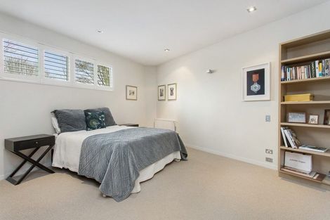 Photo of property in 93 Merivale Lane, Merivale, Christchurch, 8014