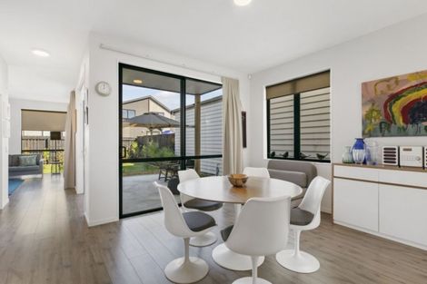 Photo of property in 6 Courage Road, Papakura, 2110