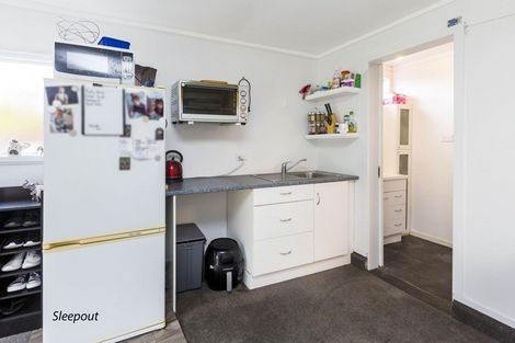 Photo of property in 77 Raukawa Street, Stokes Valley, Lower Hutt, 5019