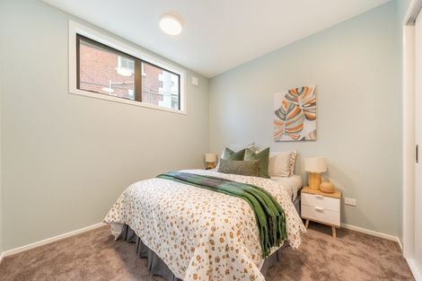 Photo of property in 2/52 Northland Road, Northland, Wellington, 6012