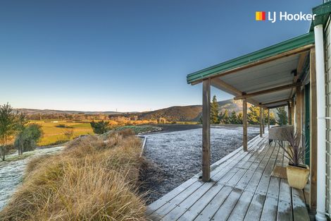 Photo of property in 236 Waipori Falls Road, Berwick, Outram, 9073