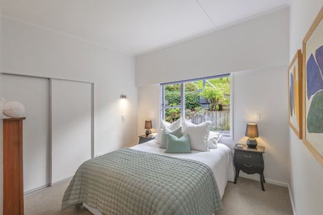 Photo of property in 101 Churchill Drive, Crofton Downs, Wellington, 6035