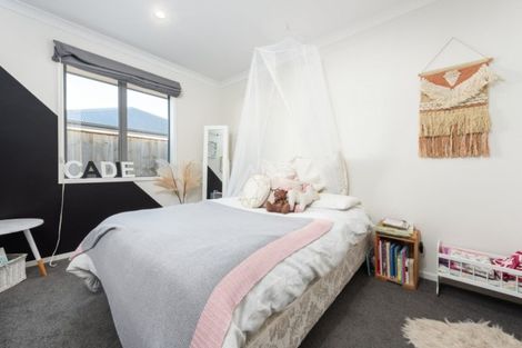 Photo of property in 80 Awataha Crescent, Pyes Pa, Tauranga, 3110