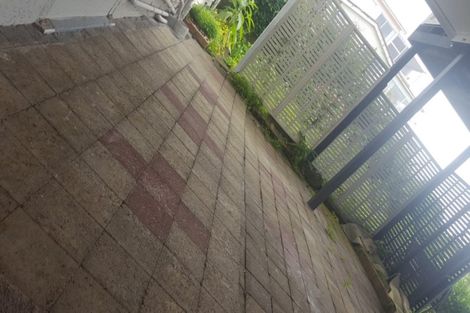 Photo of property in 183 Glenfield Road, Hillcrest, Auckland, 0627