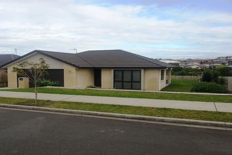 Photo of property in 4 Fairfax Crescent, Pyes Pa, Tauranga, 3112