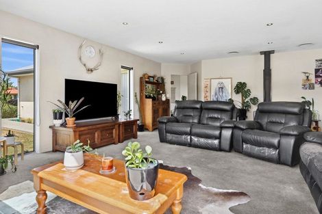 Photo of property in 30 Ash Avenue, Albert Town, Wanaka, 9305
