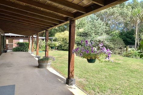 Photo of property in 224 Pukenamu Road, Te Horo, Otaki, 5581