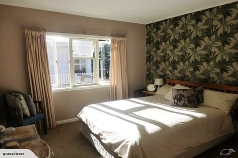 Photo of property in 6 Nelson Avenue, Northcote Point, Auckland, 0627