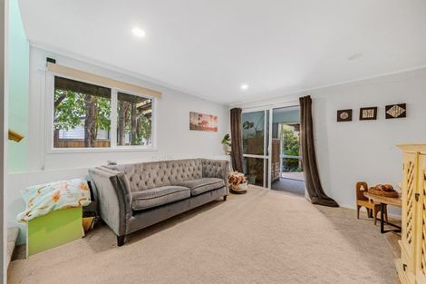 Photo of property in 92 Awaruku Road, Torbay, Auckland, 0630