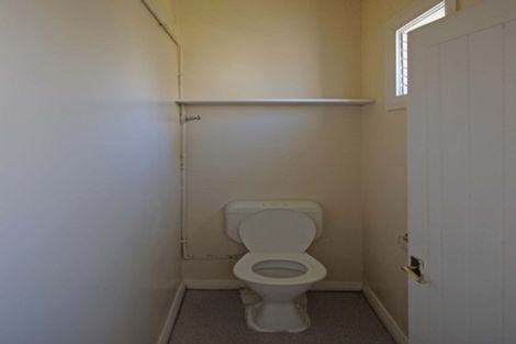 Photo of property in 4 Prince Street, Mount Victoria, Wellington, 6011