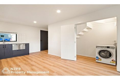 Photo of property in 8 Dallas Lane, Caversham, Dunedin, 9012