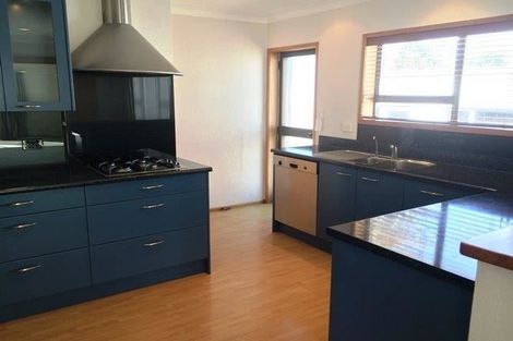 Photo of property in 1/37 Takutai Avenue, Half Moon Bay, Auckland, 2012