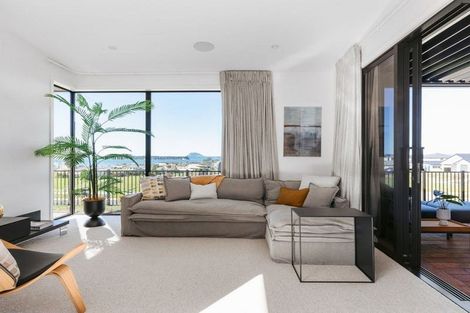 Photo of property in 19 Ridge Drive, Omokoroa, 3114