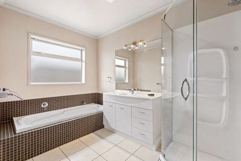 Photo of property in 8 Cape Place, Poraiti, Napier, 4112