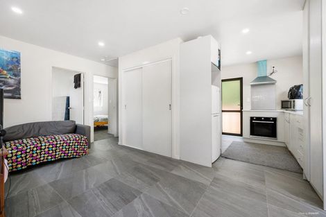 Photo of property in 39a Evelyn Road, Cockle Bay, Auckland, 2014