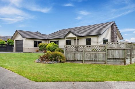 Photo of property in 1/1 The Moorings, Two Mile Bay, Taupo, 3330