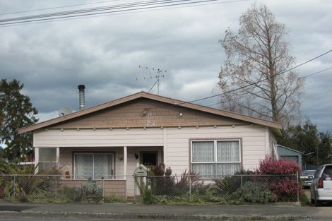 Photo of property in 15 Waverley Street, Waipawa, 4210