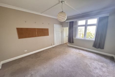 Photo of property in 24 Highbury Crescent, Highbury, Wellington, 6012