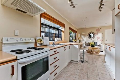 Photo of property in 7a Ramonda Close, Bayview, Auckland, 0629