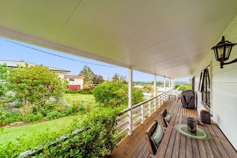 Photo of property in 10 Saint Marys Road, Waipukurau, 4200