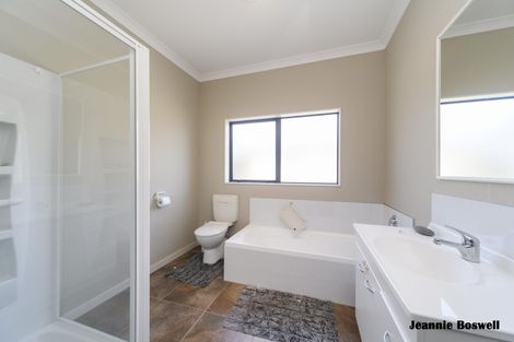 Photo of property in 71 Bryant Street, Takaro, Palmerston North, 4412