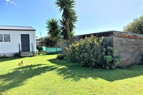 Photo of property in 84 Grey Street, Waitara, 4320