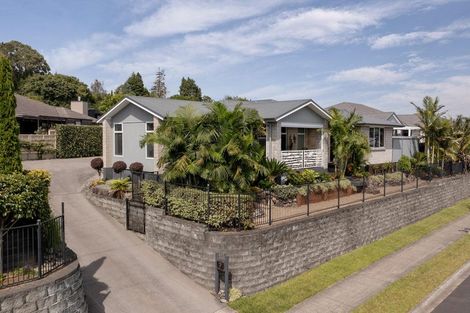 Photo of property in 5 Damien Place, Ohauiti, Tauranga, 3112