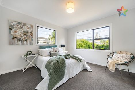 Photo of property in 15 Heretaunga Square, Silverstream, Upper Hutt, 5019