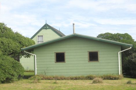 Photo of property in 21 Kahukura Avenue, Waitarere Beach, Levin, 5510